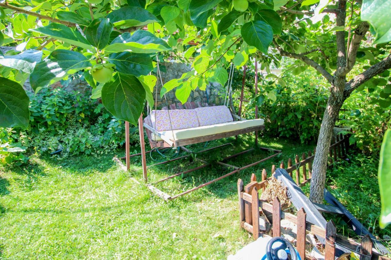 Apartmani Mishe Vevčani エクステリア 写真